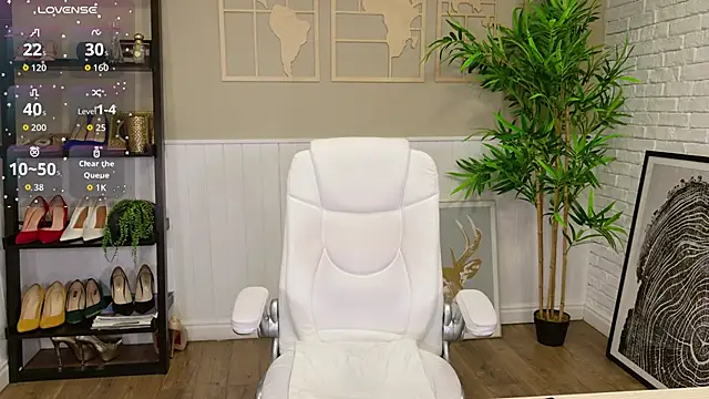 LadyLeea online show from November 27, 2025, 4:36 am