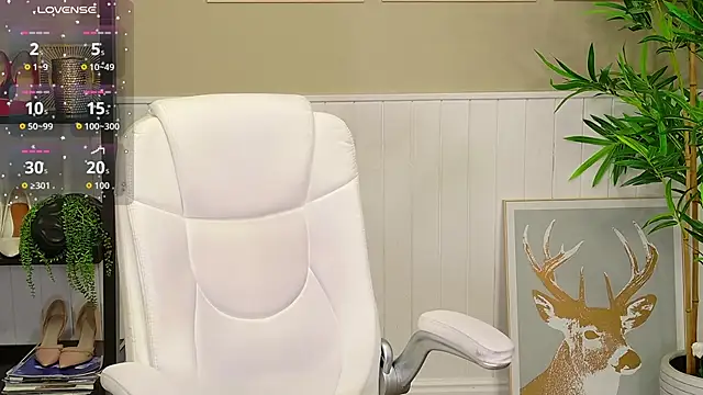 LadyLeea online show from March 14, 2026, 5:46 am