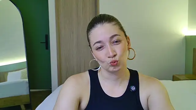 Snapshot of adarussell chatting on June 15, 2026, 8:22 pm adarussell online show from June 15, 2026, 8:22 pm