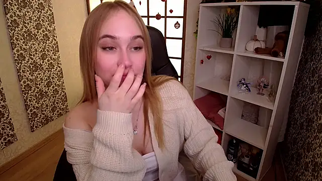 LianaBright online show from January 28, 2025, 2:00 am