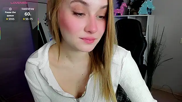 LianaBright online show from January 17, 2026, 2:16 am