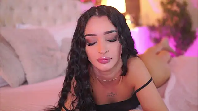 DeniseDevilles online show from March 18, 2025, 12:25 pm