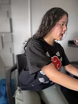 Paloma  LS online show from January 29, 2025, 8:04 pm