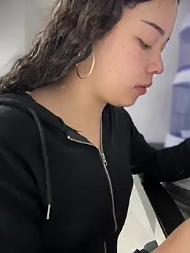 Paloma  LS online show from March 14, 2025, 2:19 pm