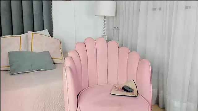 samanta william online show from March 19, 2025, 3:20 am