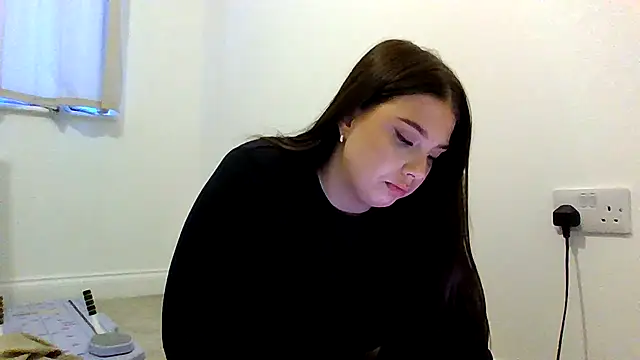 Krystal Tx online show from April 8, 2026, 6:41 pm