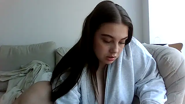 Krystal Tx online show from July 8, 2026, 5:28 pm