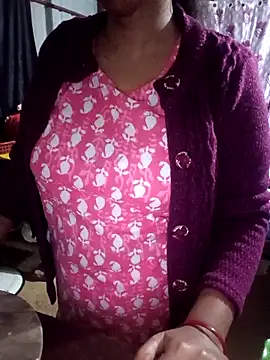 EeshaBhabi online show from November 24, 2025, 3:45 pm