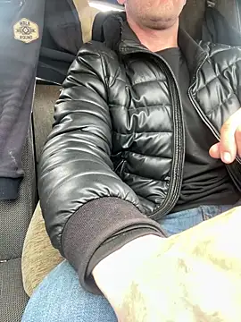 AlexGWoW online show from April 24, 2026, 8:28 am