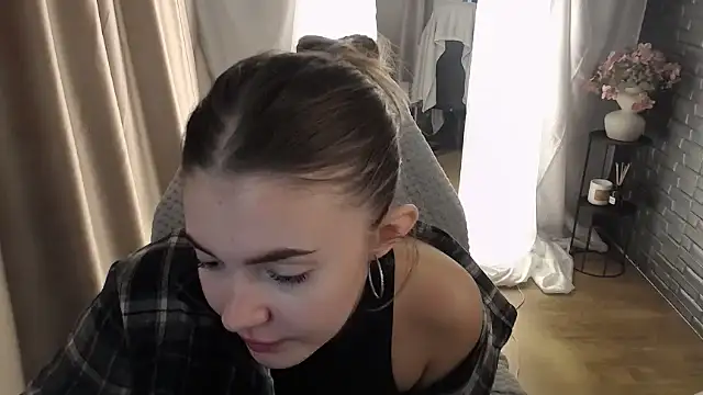 Ritaneer online show from September 22, 2025, 8:05 am