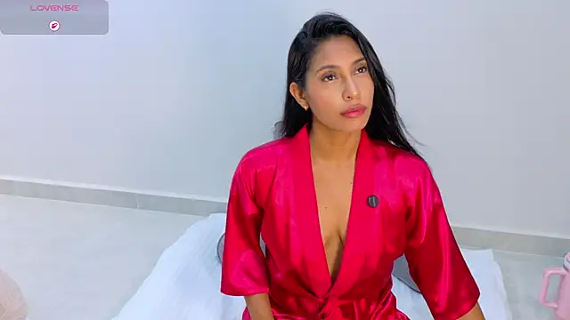 Anna risse online show from April 14, 2026, 5:13 am