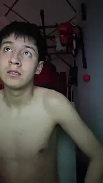 Snapshot of Stiven_017 chatting on February 8, 2026, 12:58 am Stiven 017 online show from February 8, 2026, 12:58 am