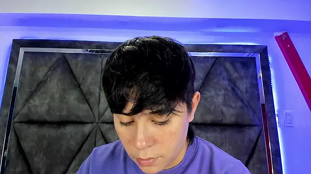 AbbySmiitth  online show from December 5, 2025, 7:10 pm