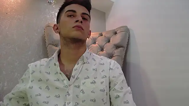 MrWilliseo online show from December 13, 2024, 7:53 pm