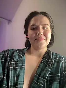 meow girl online show from December 25, 2024, 5:37 pm