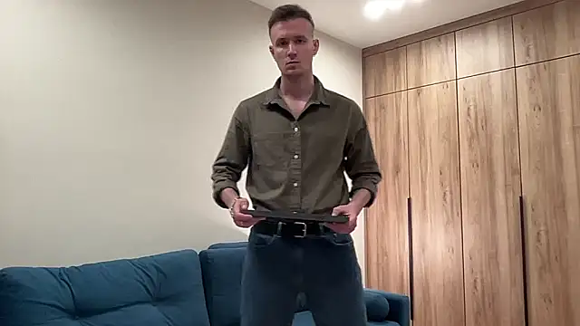 cute mark online show from April 18, 2026, 7:40 pm