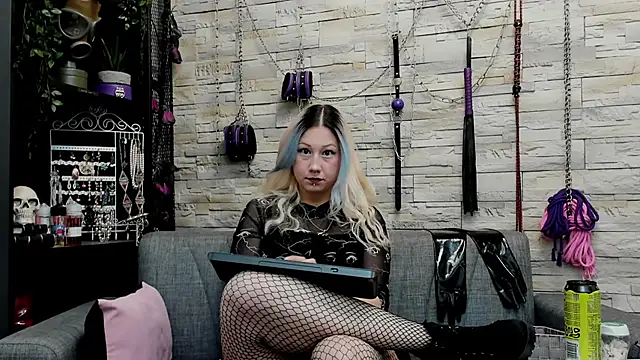 CruelMistress online show from December 23, 2025, 12:52 am