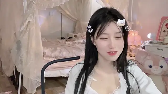 JennieKim RoseannePark online show from December 14, 2024, 3:25 pm