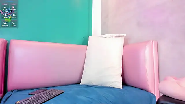 Emily Monroe  online show from February 23, 2025, 11:44 am