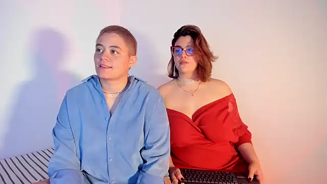 Snapshot of Candelariia_ chatting on March 13, 2025, 1:54 am Candelariia online show from March 13, 2025, 1:54 am