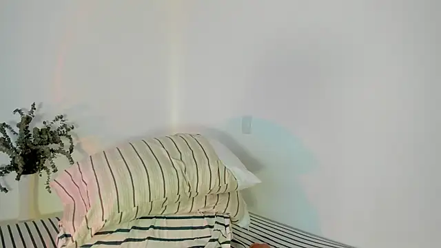 Snapshot of Candelariia_ chatting on March 18, 2025, 8:04 pm Candelariia online show from March 18, 2025, 8:04 pm