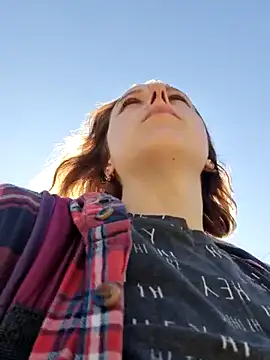 Public Katrisha online show from April 18, 2026, 1:26 pm