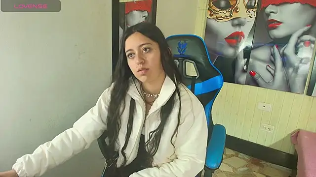 zoe connor19 online show from September 15, 2025, 8:20 pm