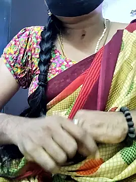 Snapshot of Tamilrojanew chatting on May 21, 2026, 7:48 am Tamilrojanew online show from May 21, 2026, 7:48 am