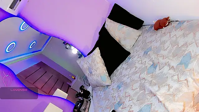 Shanelengel online show from March 7, 2026, 8:39 pm