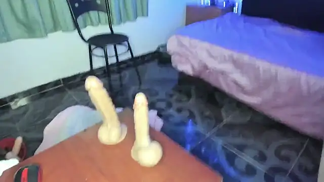 emily sweet13 online show from October 2, 2025, 1:18 pm