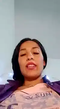 chloewildd  online show from December 12, 2024, 11:36 pm