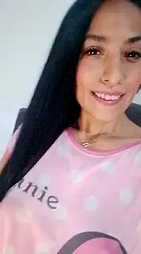 chloewildd  online show from December 18, 2024, 4:53 am