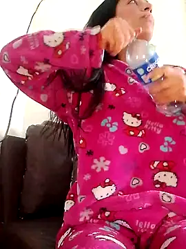 chloewildd  online show from January 19, 2025, 5:28 pm