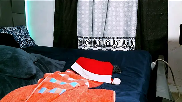 Snapshot of beautiful_james chatting on January 2, 2025, 2:11 am beautiful james online show from January 2, 2025, 2:11 am