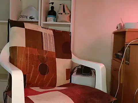 DirtyDi97 online show from November 6, 2025, 3:24 pm