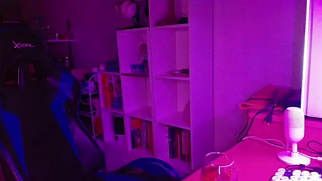 DirtyDi97 online show from February 17, 2026, 1:02 am