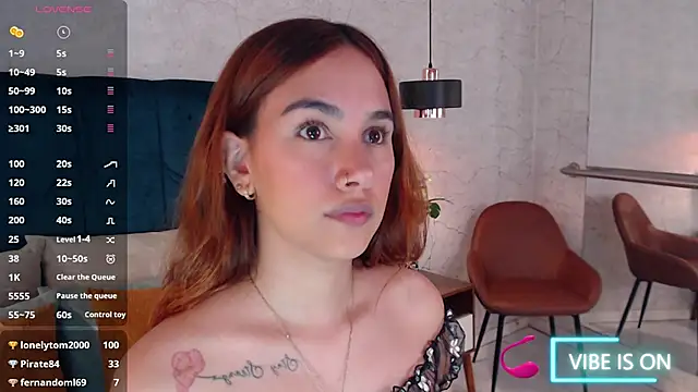 AdeleAndersonn online show from November 28, 2025, 7:49 pm