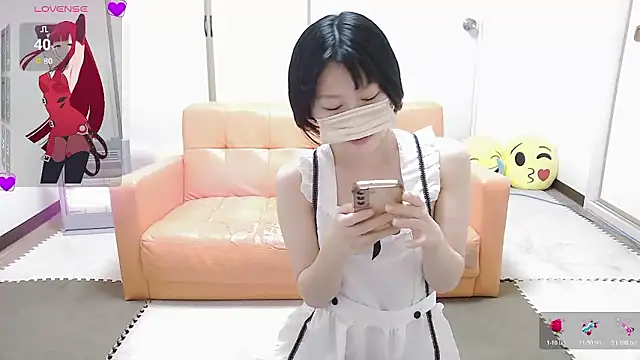 minamina1221 online show from April 15, 2026, 5:09 pm