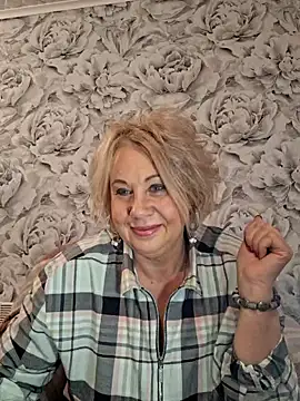 Snapshot of PALETT chatting on December 15, 2024, 8:30 am PALETT online show from December 15, 2024, 8:30 am