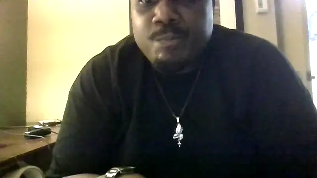 Snapshot of BigBossaNova69 chatting on May 3, 2026, 5:24 am BigBossaNova69 online show from May 3, 2026, 5:24 am
