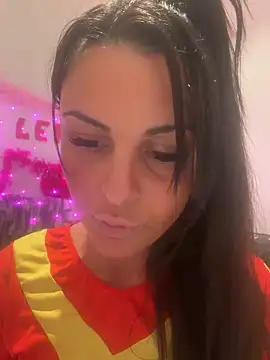 lenalux online show from May 6, 2026, 8:14 pm
