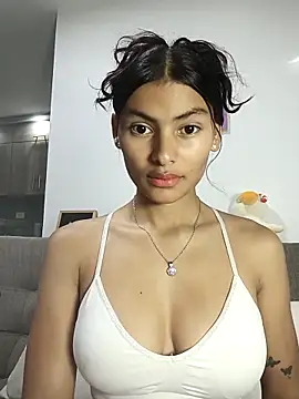 vanyacam  online show from October 9, 2025, 11:25 pm