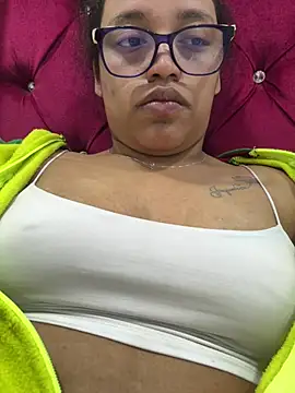 angela angels  online show from January 17, 2025, 6:57 am