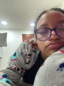 angela angels  online show from February 22, 2025, 12:19 pm