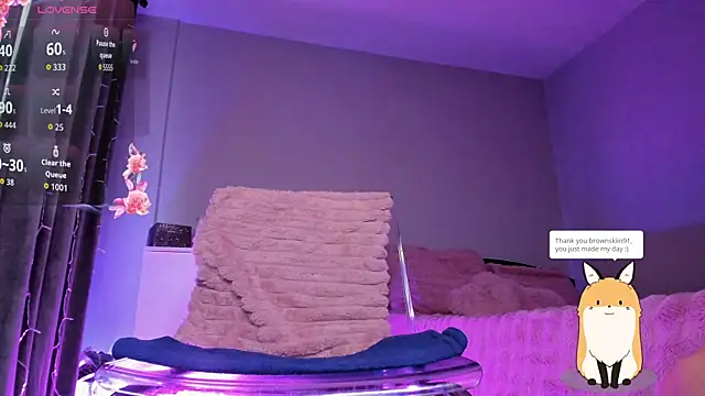 kyliejo18 online show from April 9, 2026, 4:12 am