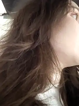 IreneRaye online show from February 27, 2026, 9:04 pm