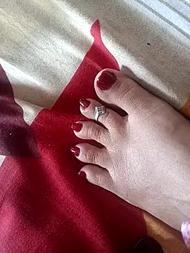 lakey91girl online show from February 5, 2026, 5:23 am