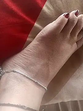 lakey91girl online show from February 8, 2026, 9:56 am