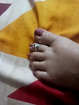 lakey91girl online show from March 11, 2026, 4:46 pm