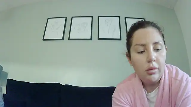 vanilla chocolate23 online show from January 19, 2025, 10:50 am